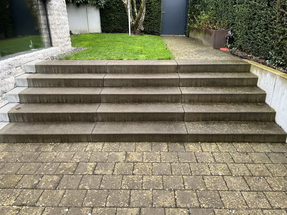 Bad Saulgau, Blockstufen am Garten, vorher