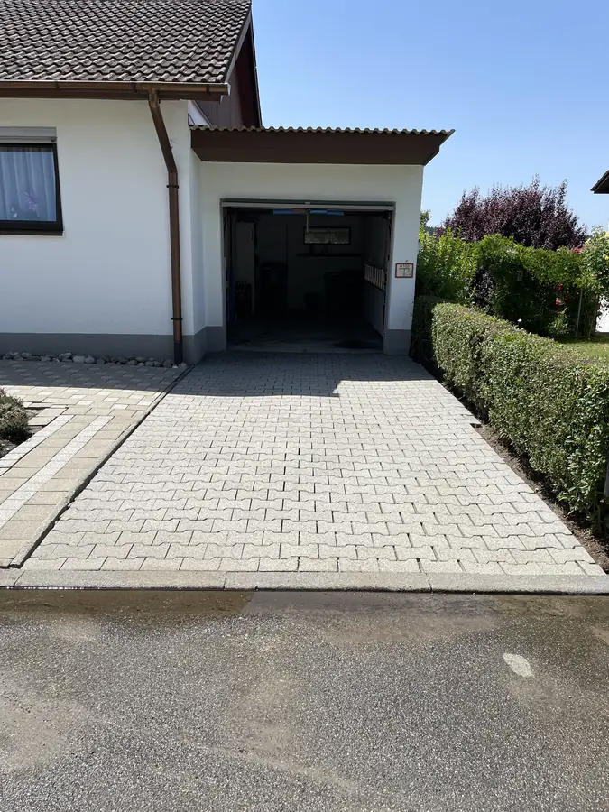 Garageneinfahrt in Bogenweiler nach der Sanierung