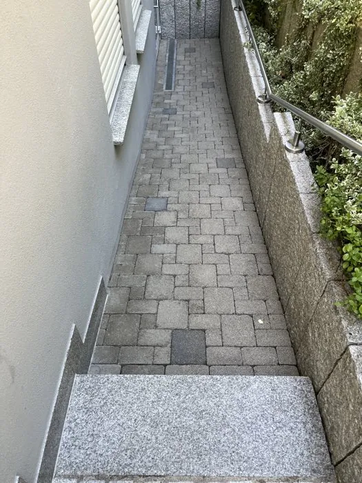 Weg zu Einliegerwohnung in Gottmadingen nach der Sanierung
